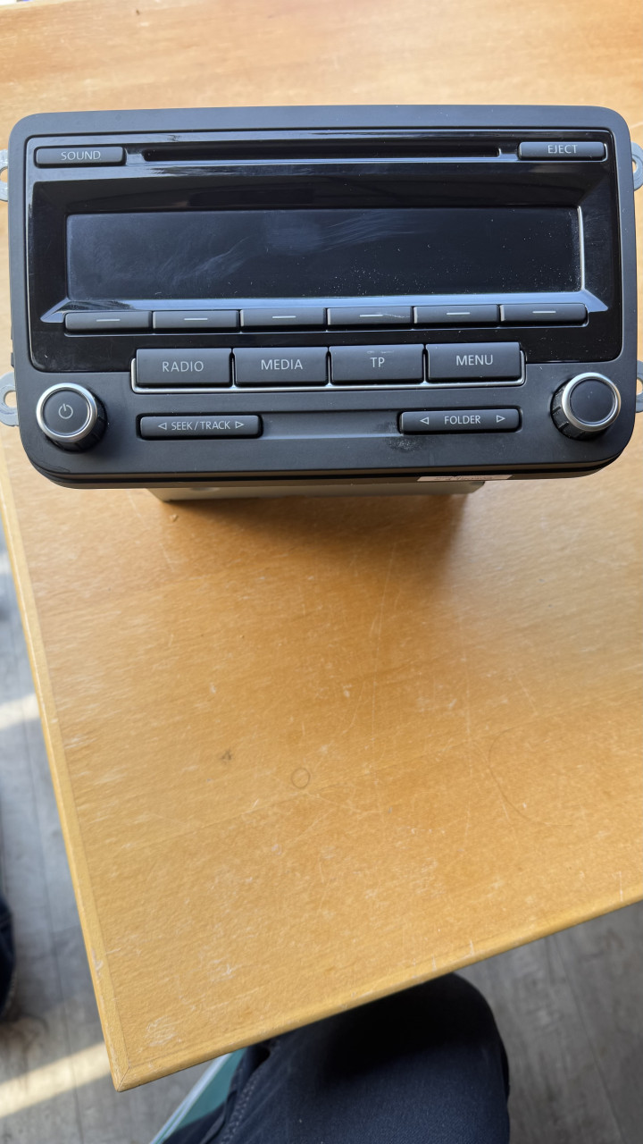 Auto radio ve polo