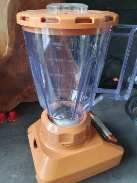 Prachtige zgan Philips Walita Blender jaren 70 in zeer goede staat...