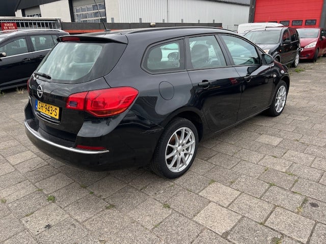 Opel Astra 1.4 sports tourer