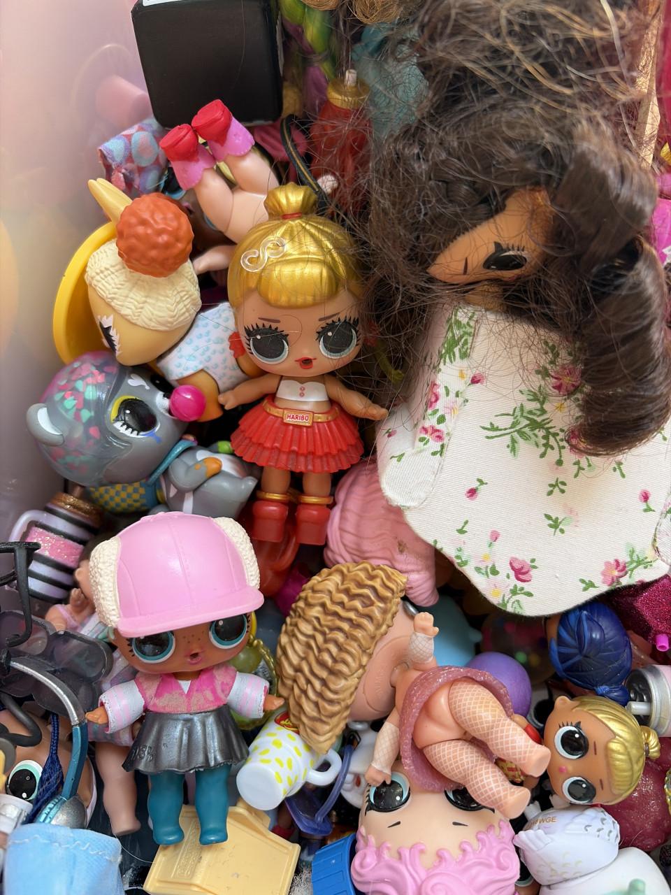 L.O.L Suprise poppetjes en accessoires