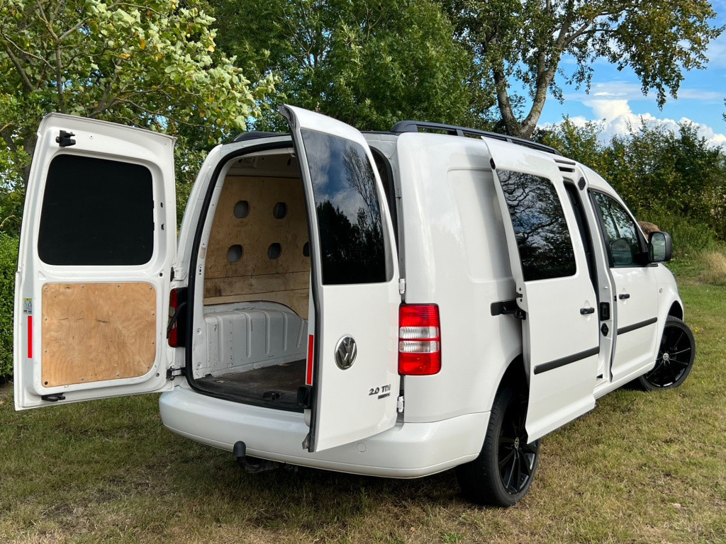 Volkswagen Caddy 2.0 tdi maxi 4x4 dsg//clima//140pk