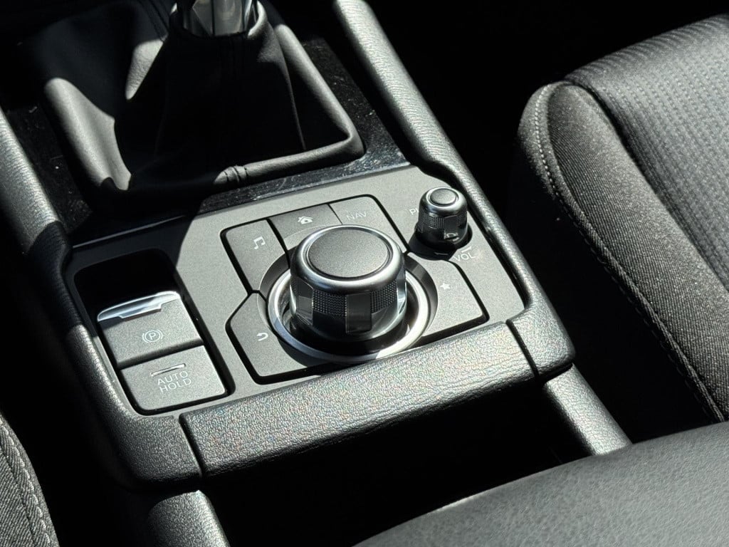 Mazda Cx-3 2.0 skyactiv-g 120 sport selected | navigatie | stoelverwarming 