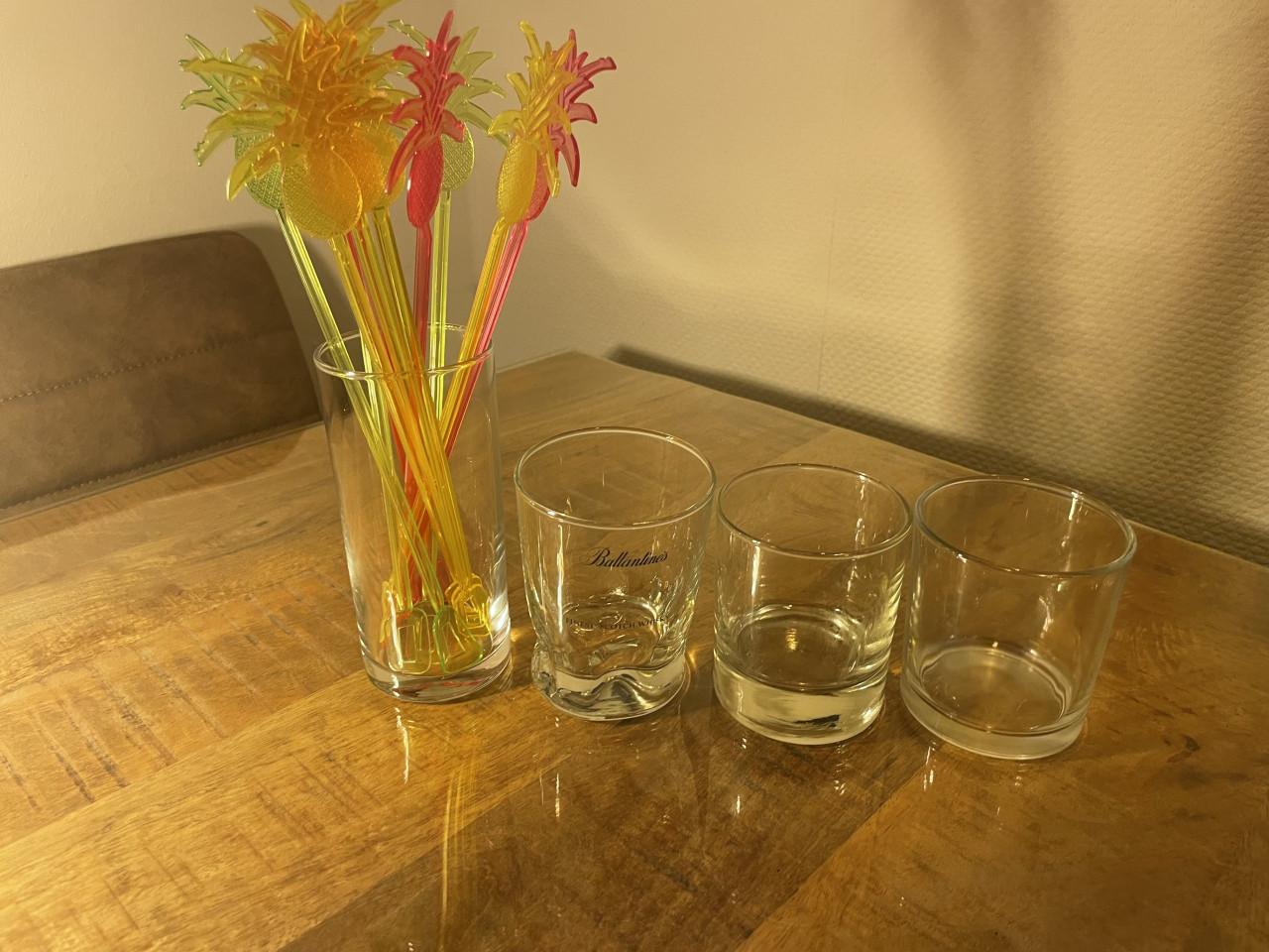 Nieuwe / zo goed als nieuwe glazen