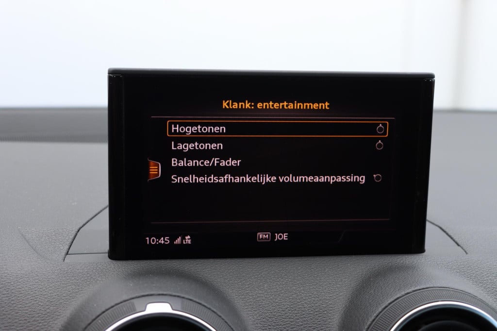 Audi Q2 30 tfsi design