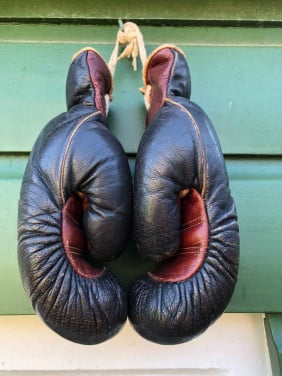 Vintage bokshandschoenen.