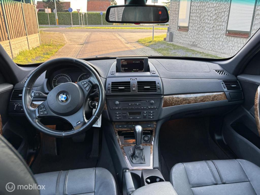 BMW X3 xdrive25i high executive