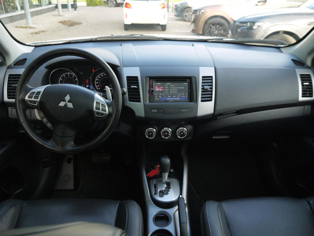 Mitsubishi Outlander 2.0 instyle