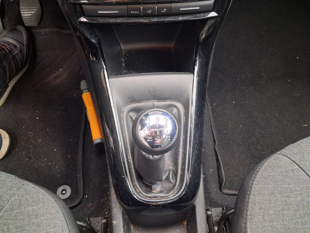 Citroen C3 1.2 puretech 82pk feel edition trekhaak | navigatie | cruise & c