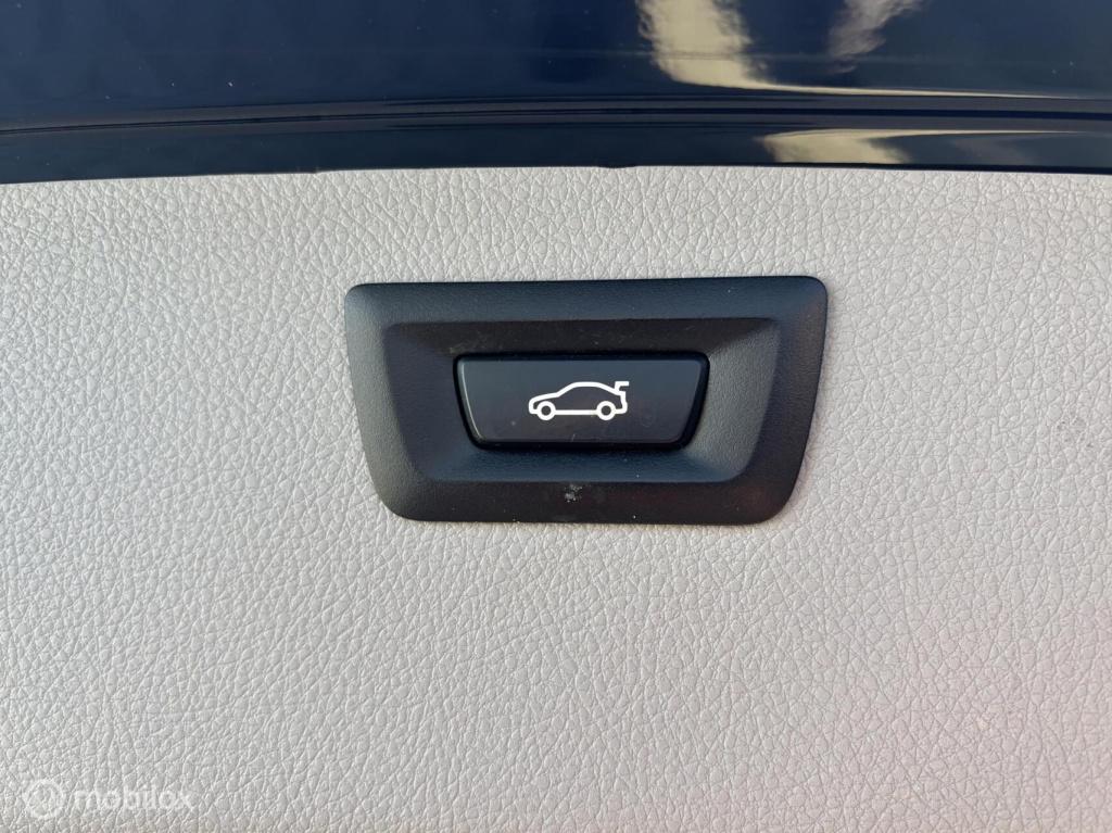 BMW 3-serie touring 316i executive sport apple carplay