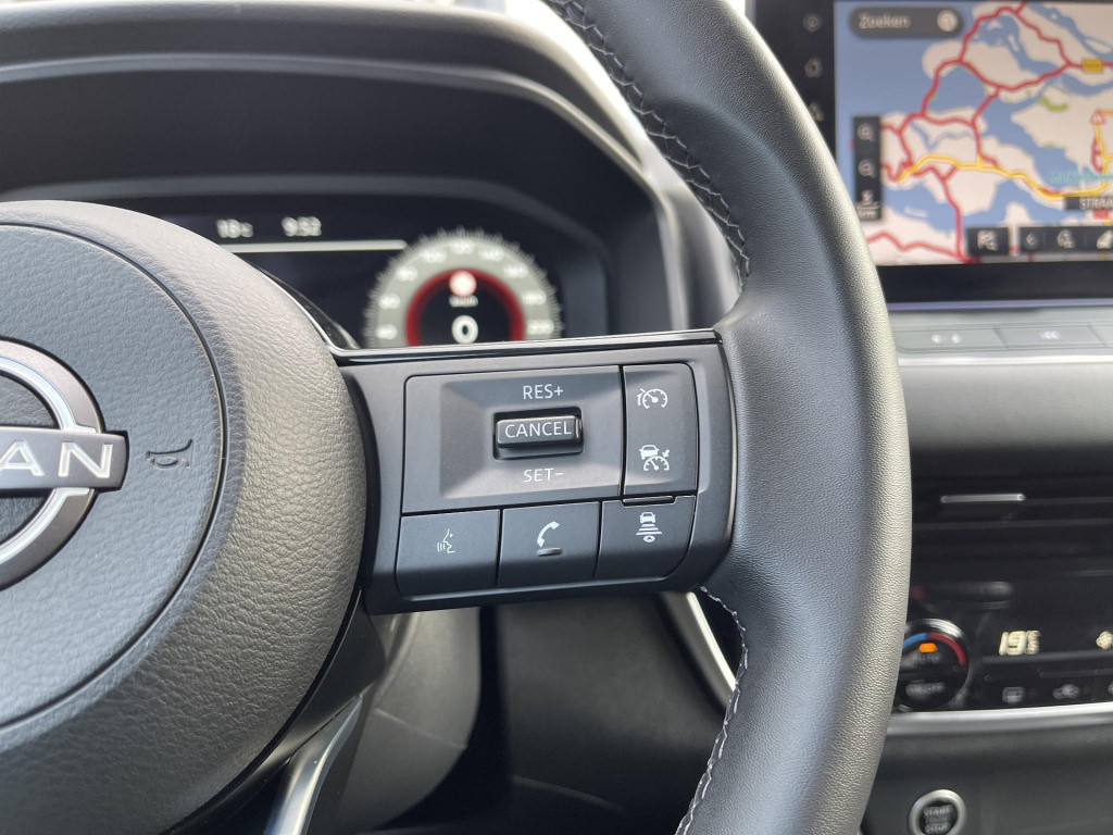 Nissan Qashqai 1.3 mhev n-connecta design pack | panoramadak | navigatie | 