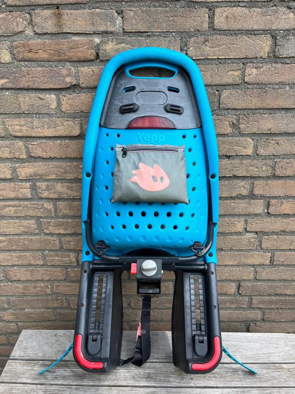 Yepp maxi easyfit achterzitje inclusief regenhoes.