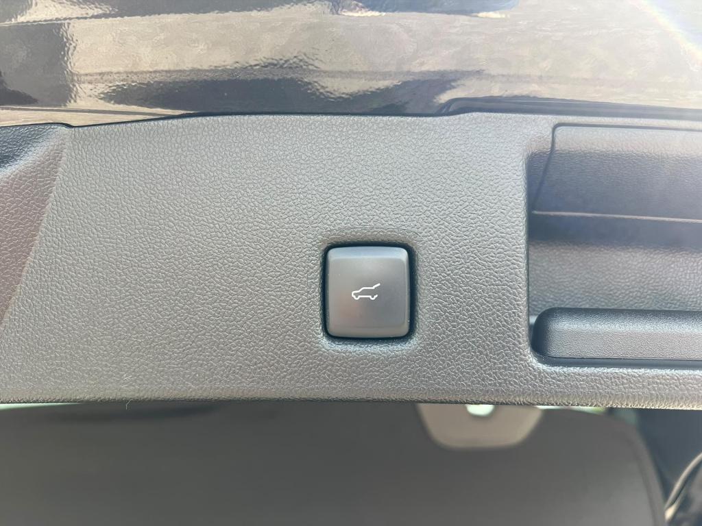 Ford Kuga 2.5 fhev 190pk e-cvt st-line x,black edition , zwarte velgen , ad