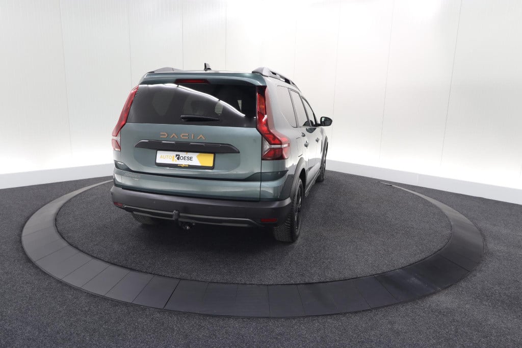 Dacia Jogger 1.6 hybrid 140 extreme | 5 zitplaatsen | trekhaak | camera | d