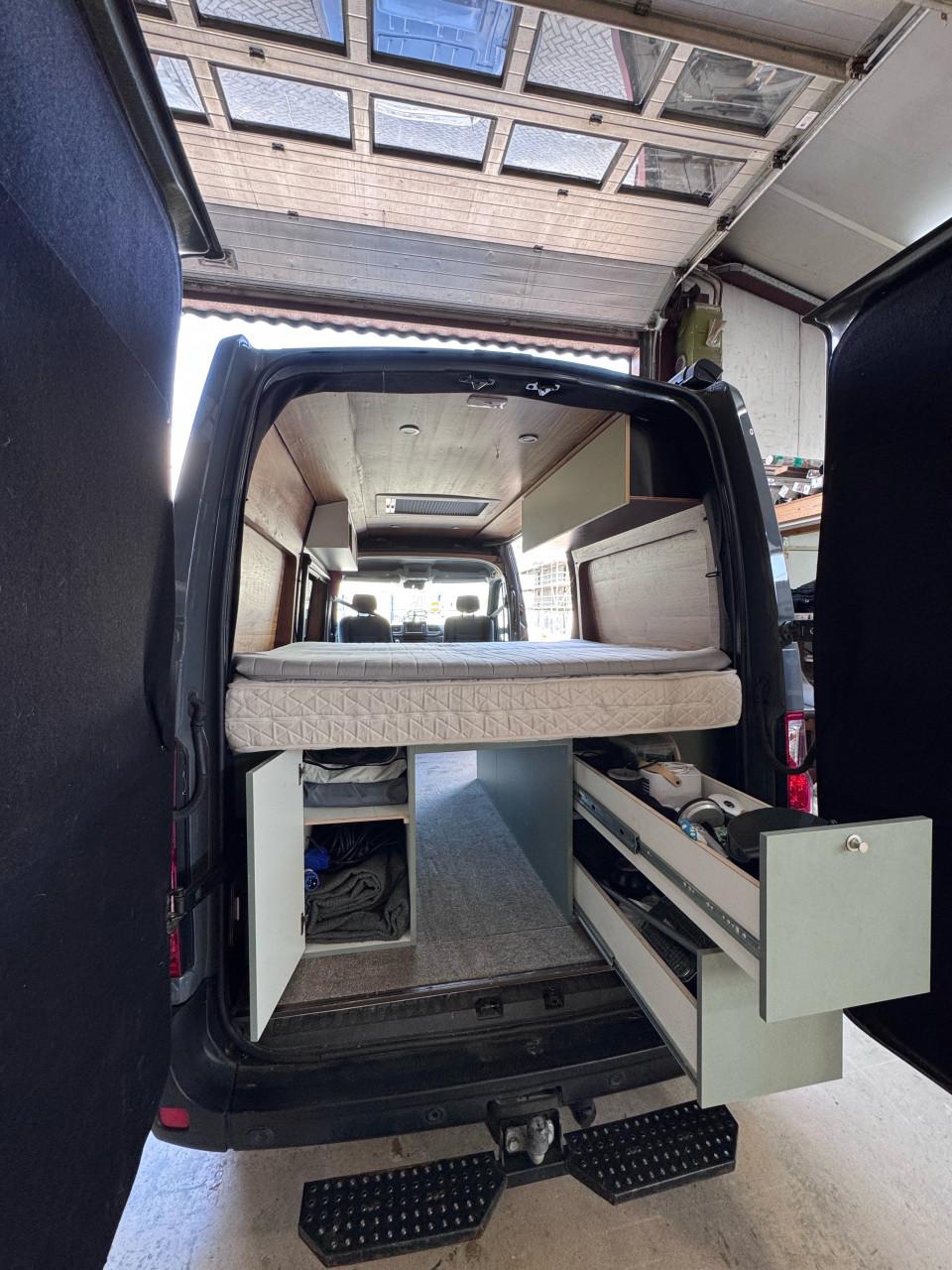 Renault Master 2019 met modulaire camperinrichting