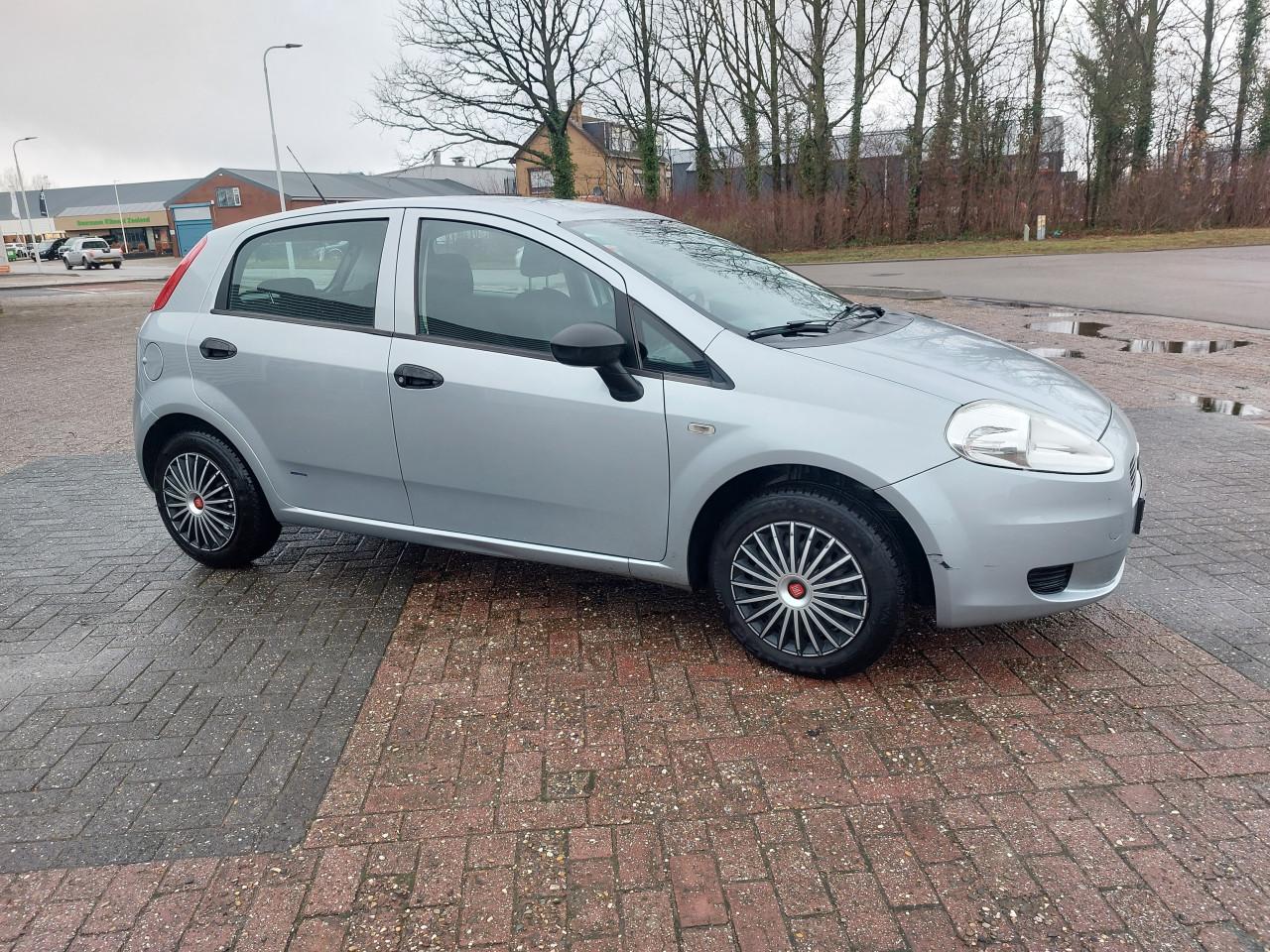 Fiat punto bj 2008 2250 euro