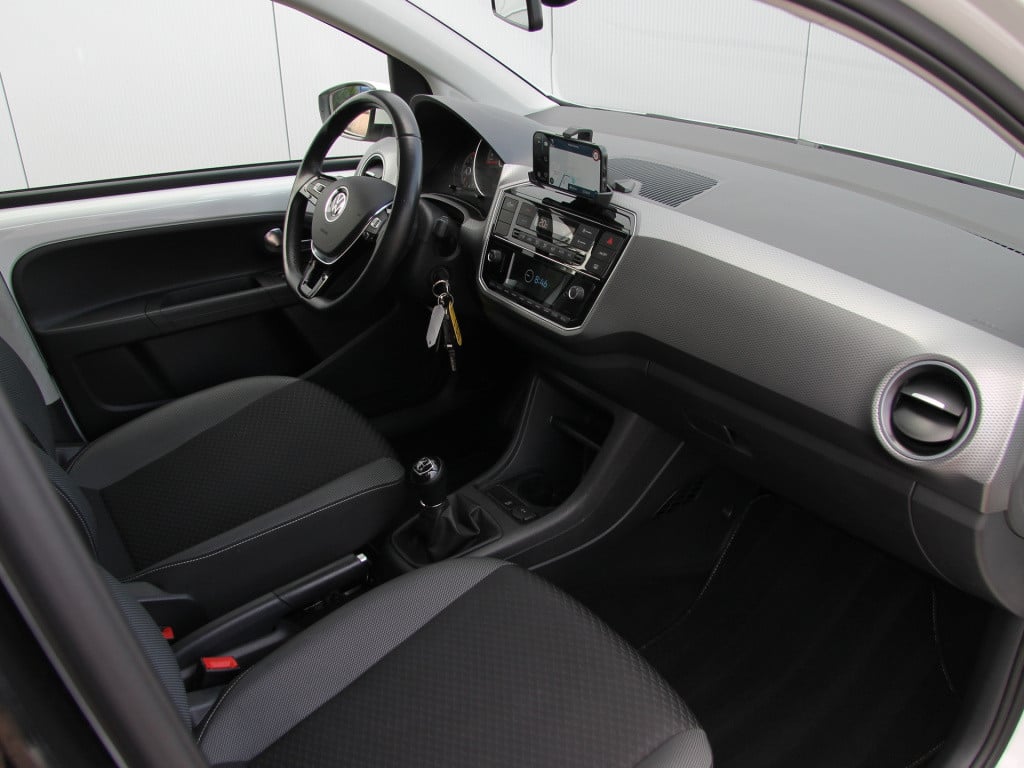 Volkswagen UP! 1.0 active 5drs. | private lease!
