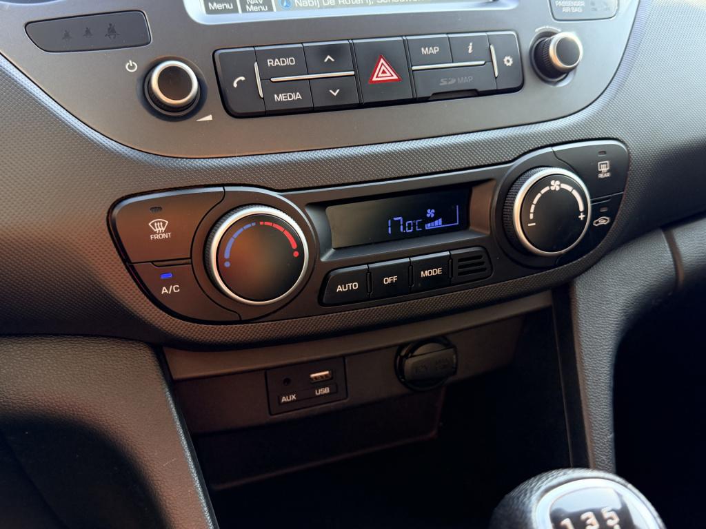 Hyundai I 10 1.0i go! 2017 | carplay | nav | radio | bluetooth | climate co