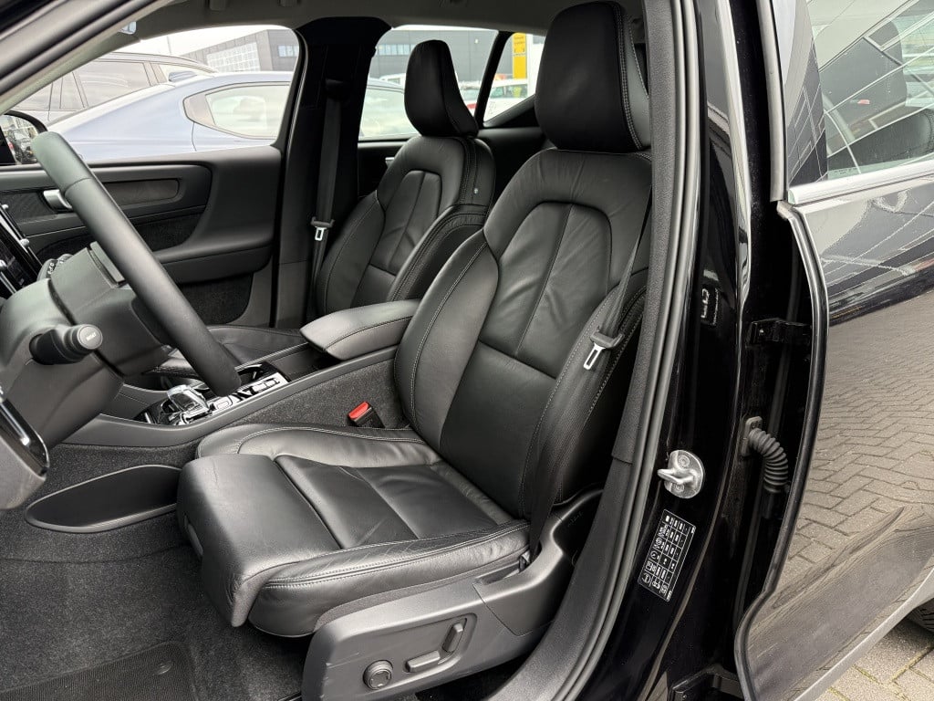 Volvo XC40 t4 211pk recharge plus| adap.cruise| leder| camera| elek.stoelen