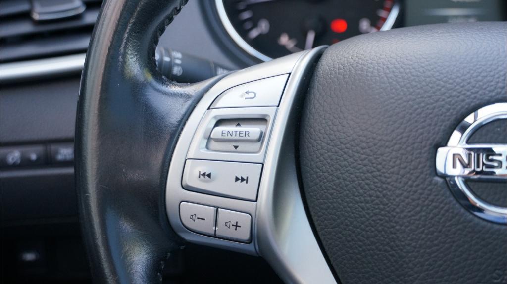 Nissan Qashqai 1.2 n-connecta rijklaar incl garantie