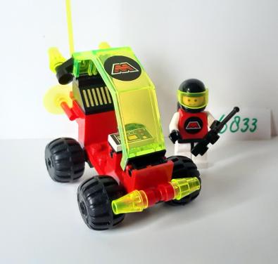 Lego Space M-Tron 6833: Beacon tracer.