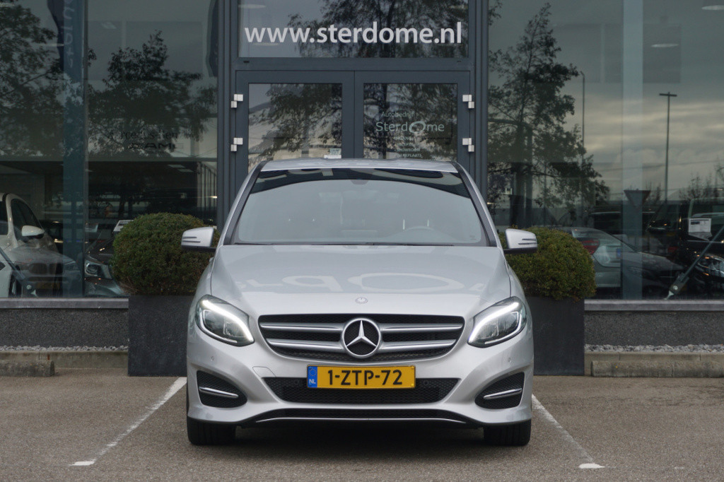 Mercedes-Benz B-Klasse 180 ambition style l facelift uitvoering l xenon l p