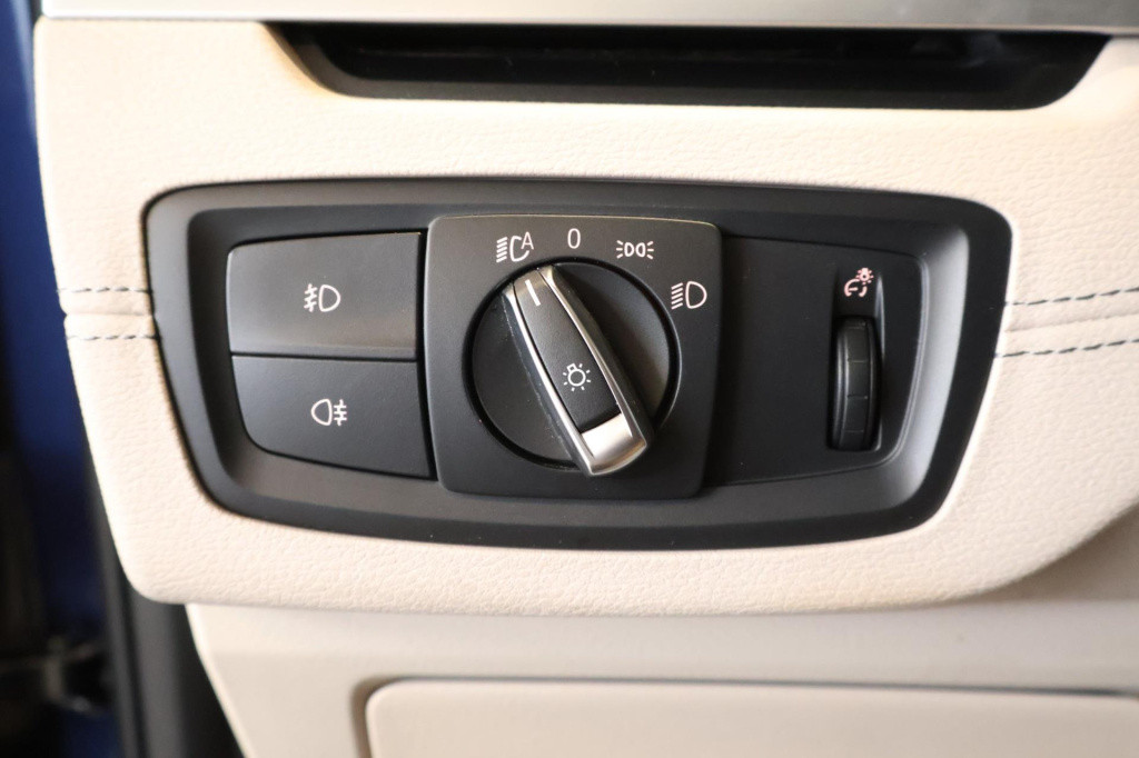 BMW X1 sdrive18i high executive x-line nl auto, leder, hud, led, el koffer