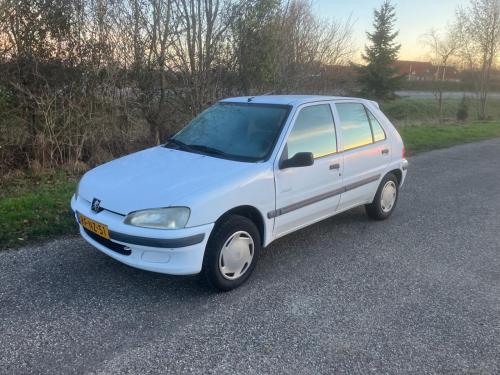 Peugeot 106 1.6 Automaat
