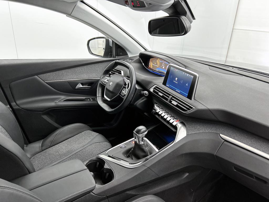 Peugeot 3008 130 pk blue lease premium | rijklaar | trekhaak