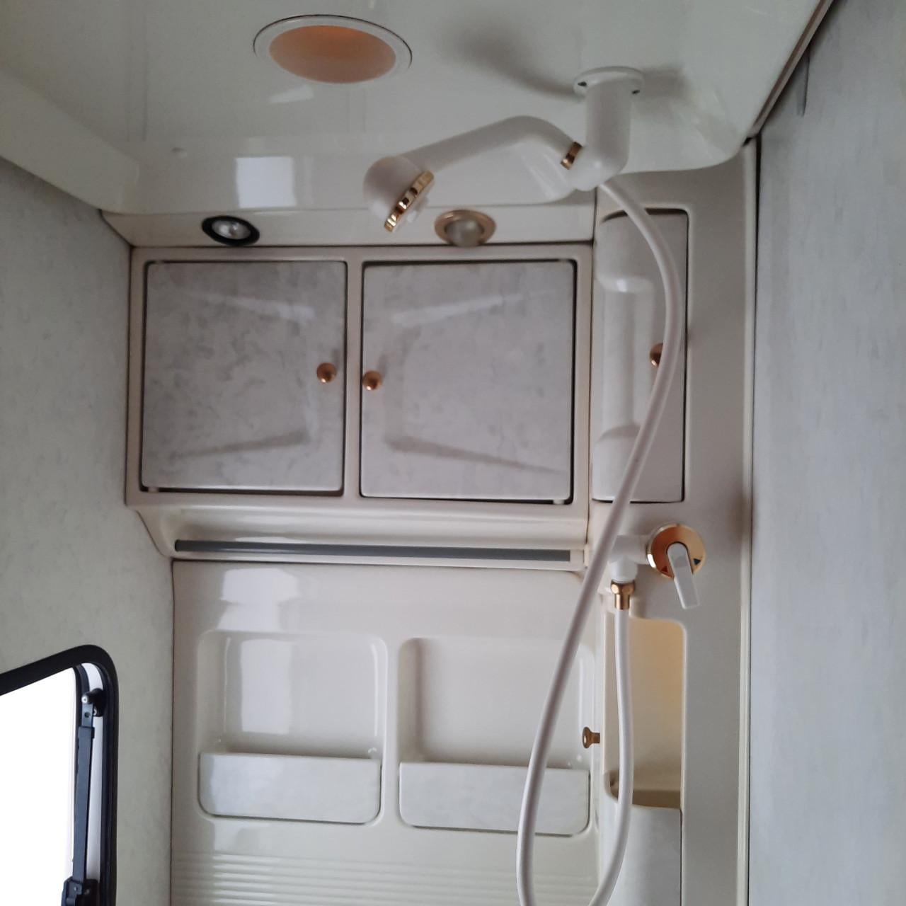 Hobby 495 met voortent