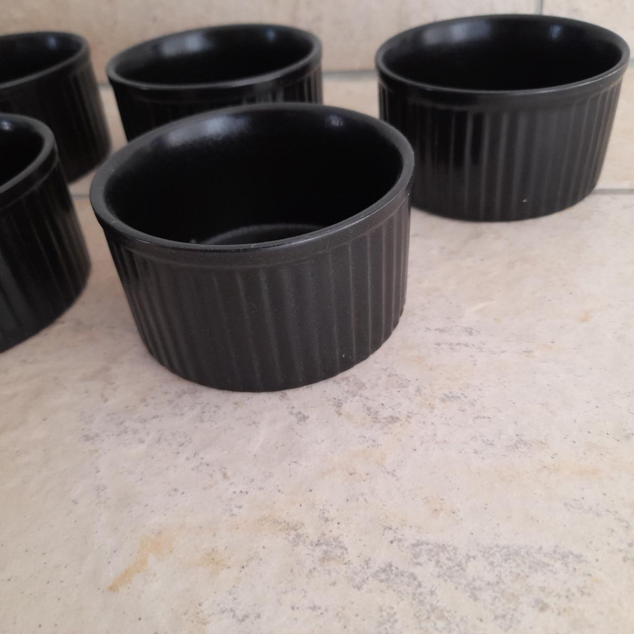 9 x creme brulee schaaltjes ( z.g.a.n.)  9 cm doorsnede en 5 cm hoog