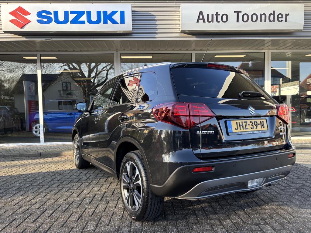 Suzuki Vitara style 1.4 boosterjet smart hybrid