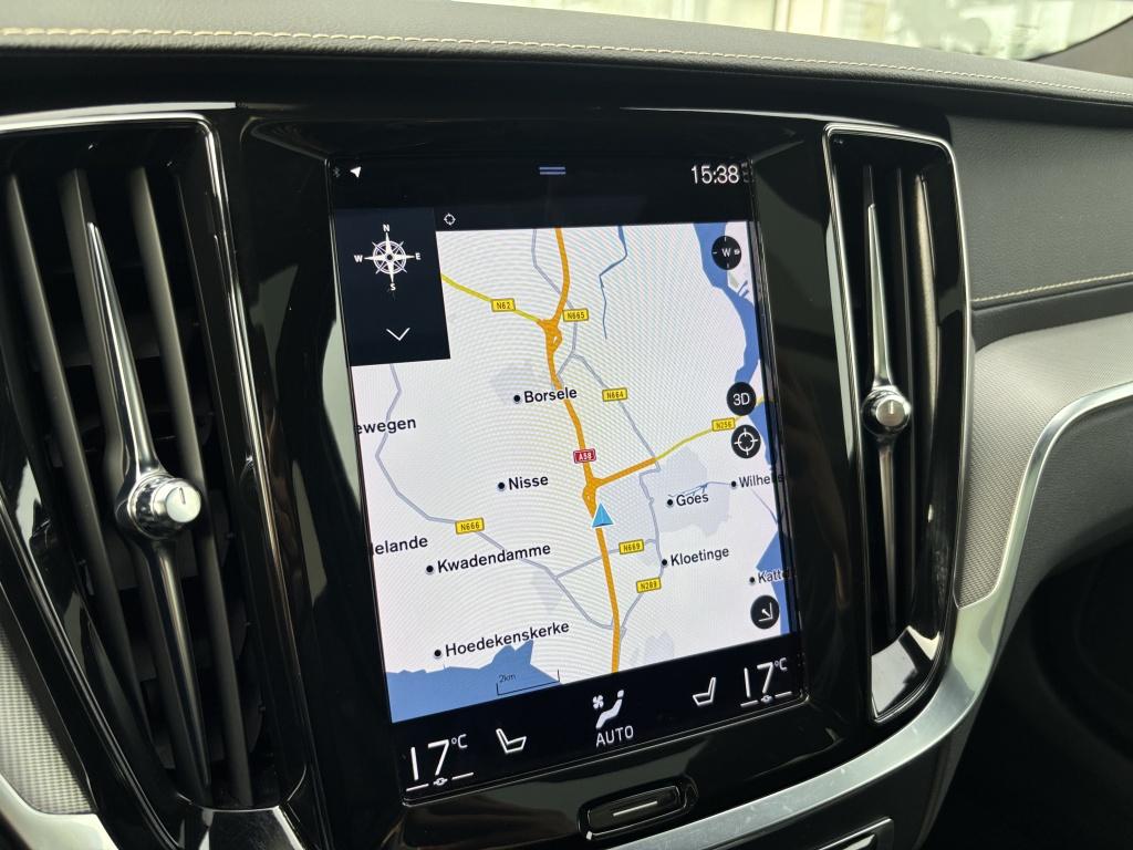 Volvo V60 t6 398pk recharge r-design| panodak| adap.cruise| camera| awd