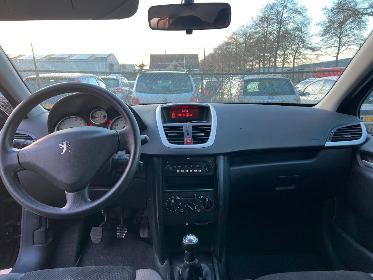 Peugeot 207SW 1.4 VTi X-line Airco Stationwagen