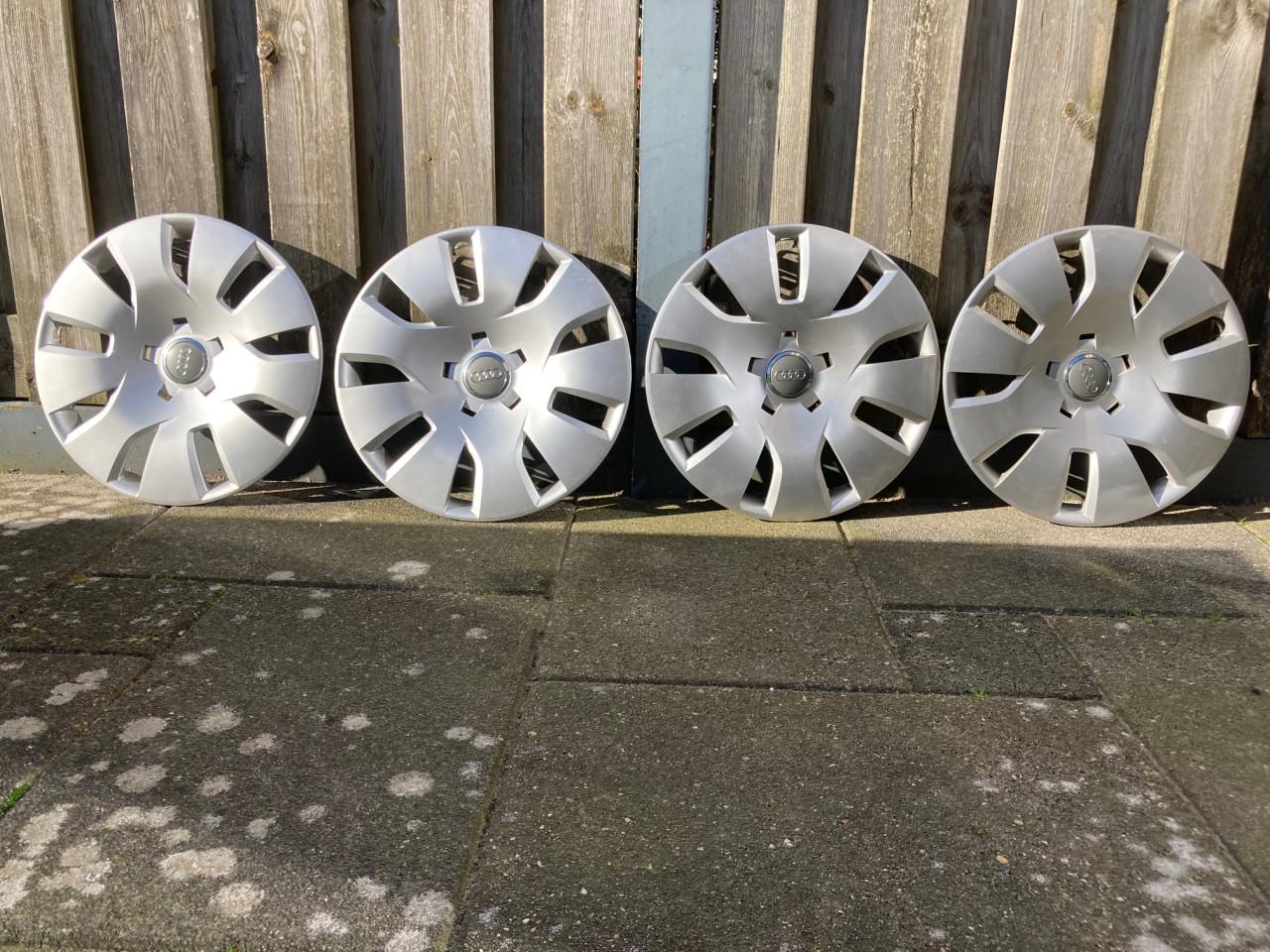 Set wieldoppen Audi 16 inch