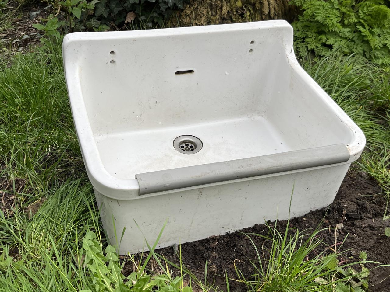 Wasbak wit porcelein slokop