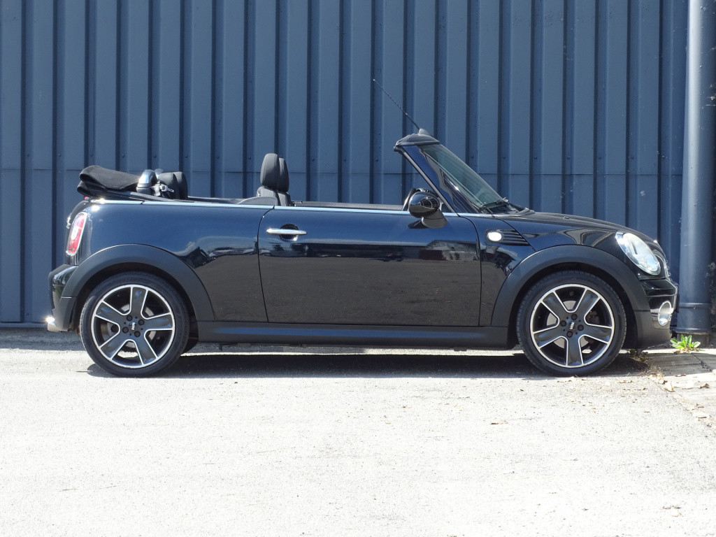 Mini Cooper Cabrio mini 1.6 pepper | airco | cruise | stoelverwarming | 17"