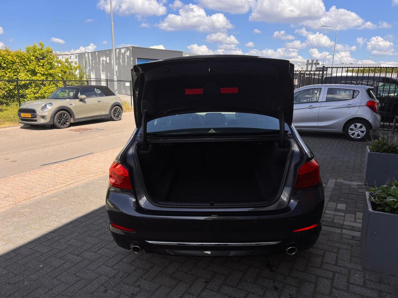 BMW 5-serie 520i High Executive