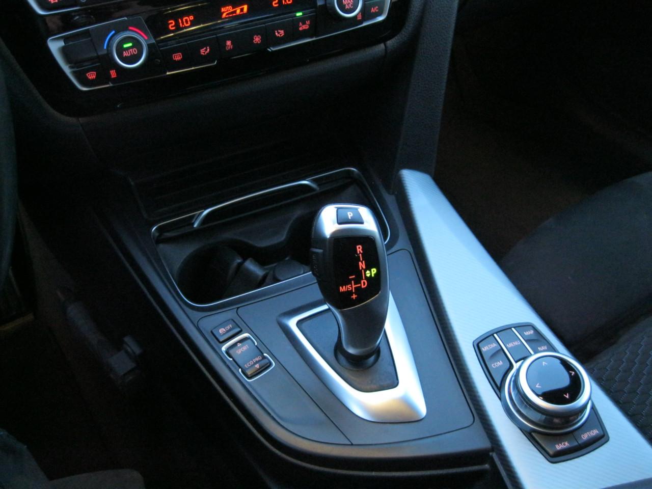BMW 318i touring automaat M sport BJ 2017