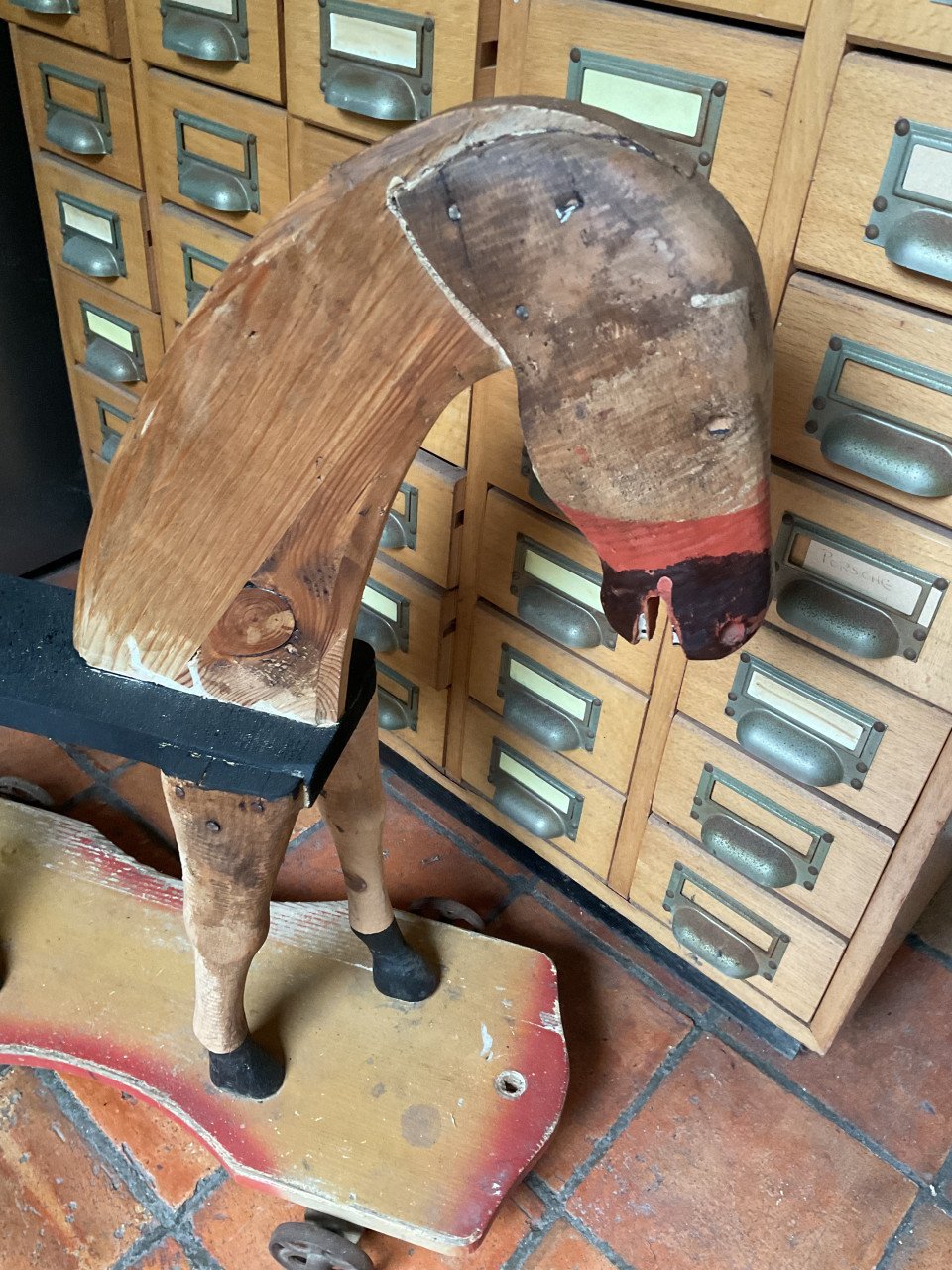 Antiek houten paard