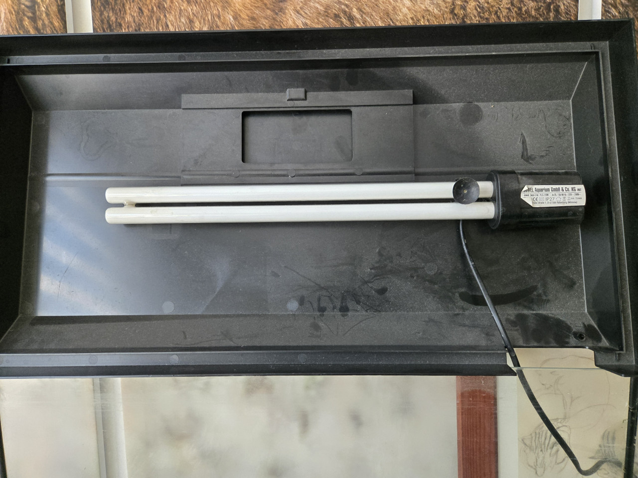 Aquarium Juwel 60 x 30 x30 cm incl, verlichting, pomp en assecoires