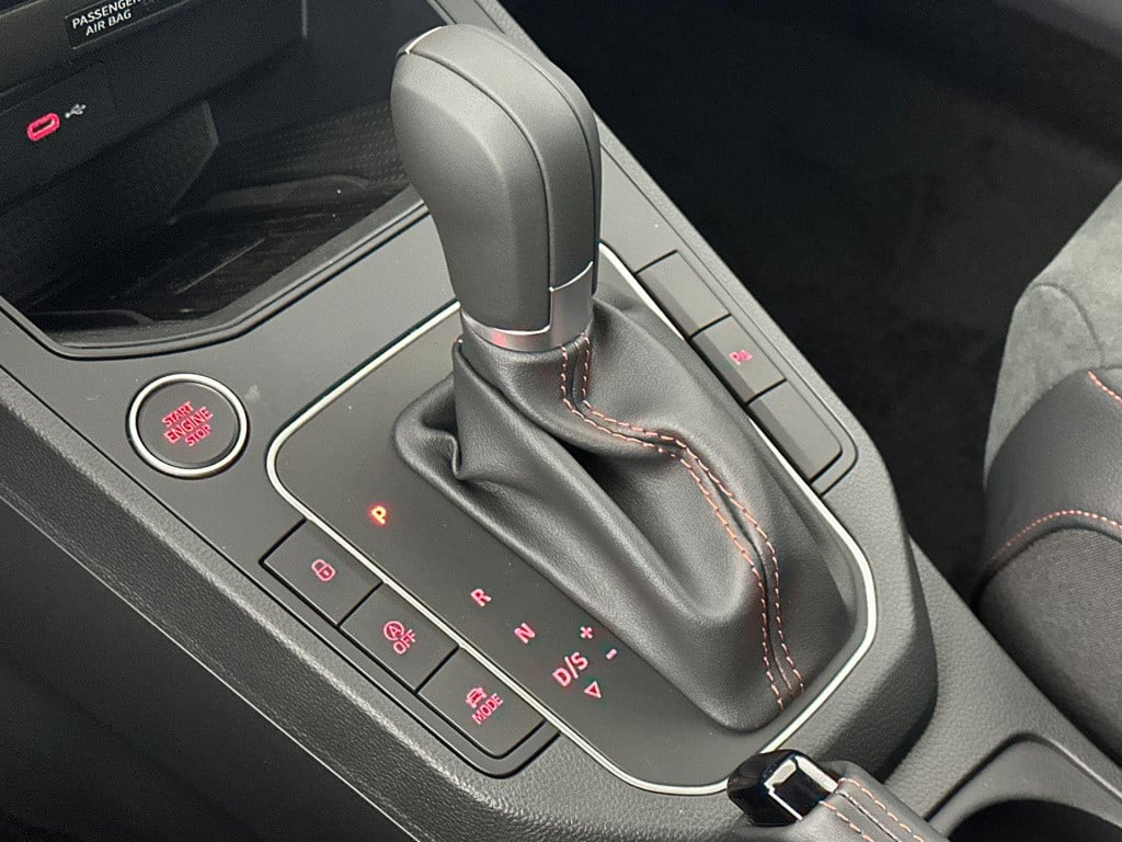 Seat Ibiza fr business connect 1.0 tsi 85kw / 115pk hatchback