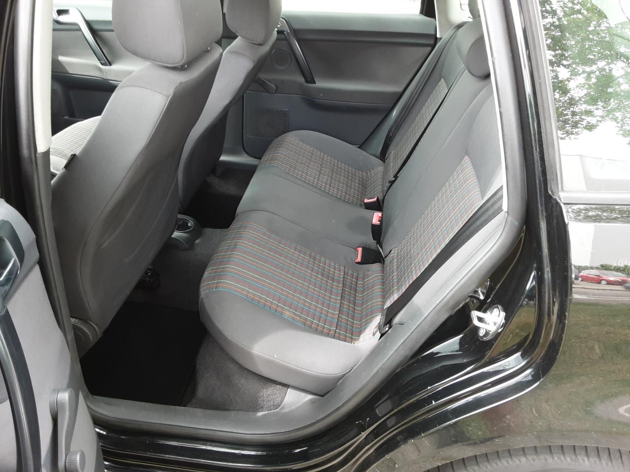 Volkswagen Polo 1.4-16V Sportline