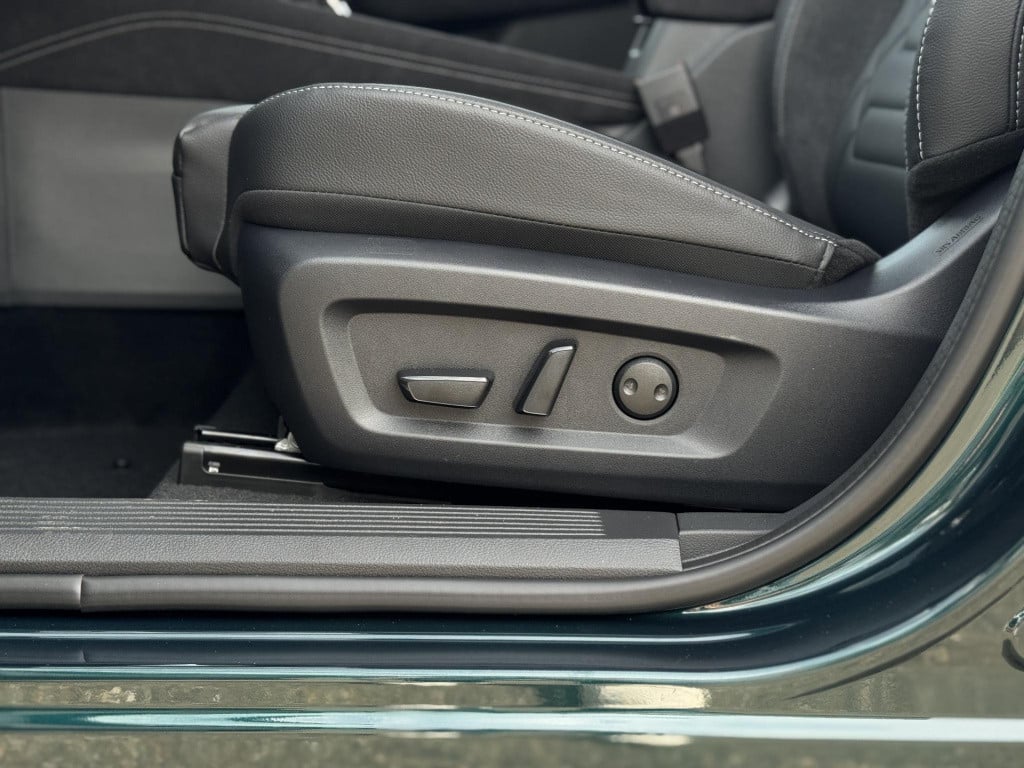 Nissan Qashqai 1.3 mhev xtronic n-design alle opties!
