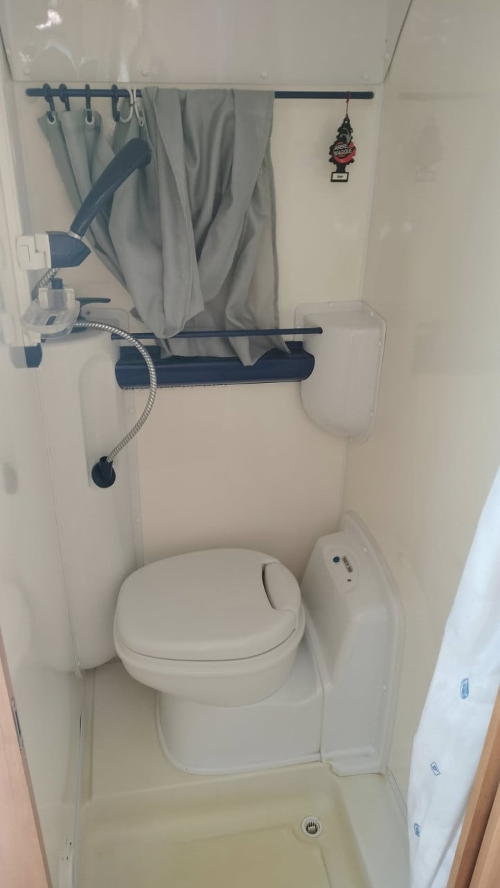 Eriba 545 met voortent en mover