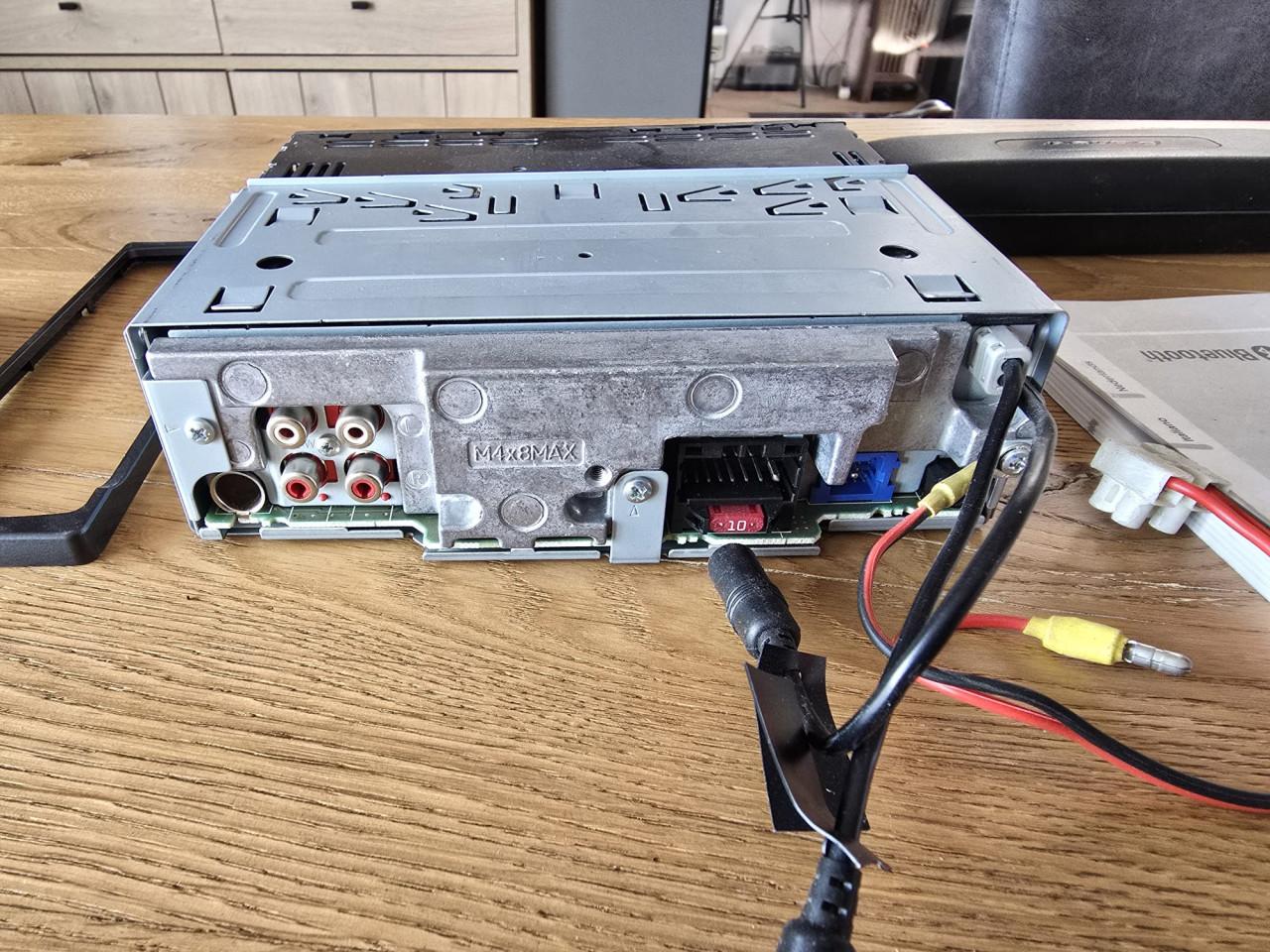 Pioneer DEH- P55BT autoradio met afstandsbediening voor aan het stuur