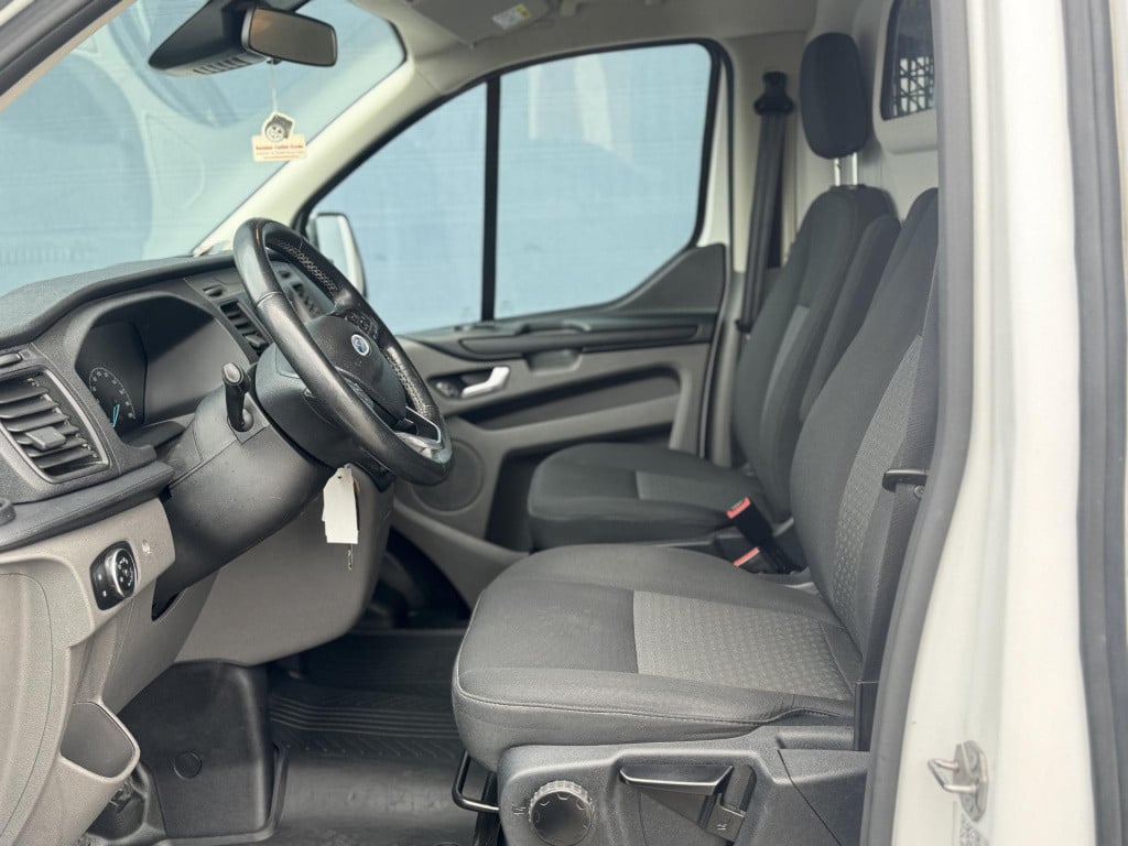 Ford Transit Custom 300 2.0 tdci l1h1 trend airco / cruise controle / n.a.p