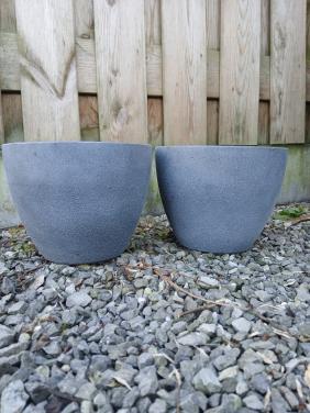 Twee tuinpotten