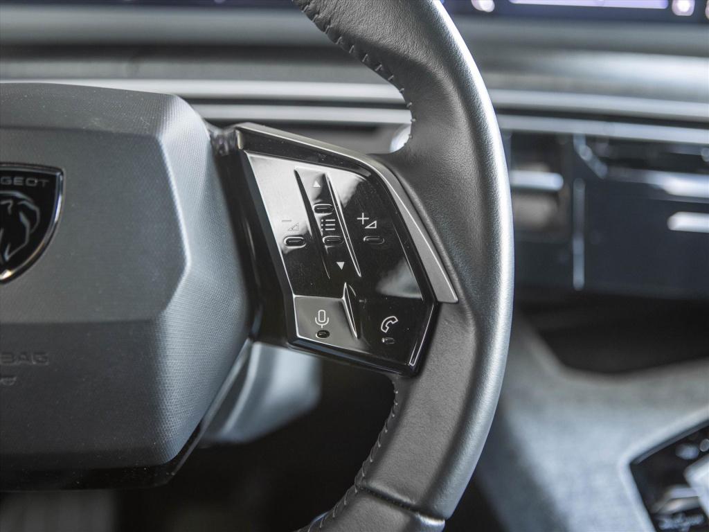 Peugeot 5008 hybrid 145pk e-dcs6 allure 7p automaat | apple/android | camer