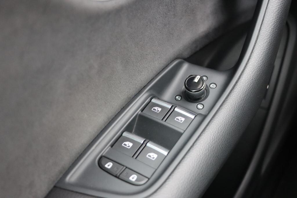 Audi Q8 55 tfsi e quattro pro line s 380pk tiptronic