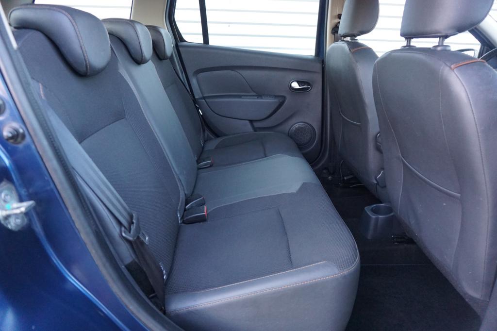 Dacia Logan mcv 0.9 tce stepway airco / navi / cruise / parkeersens. / trek